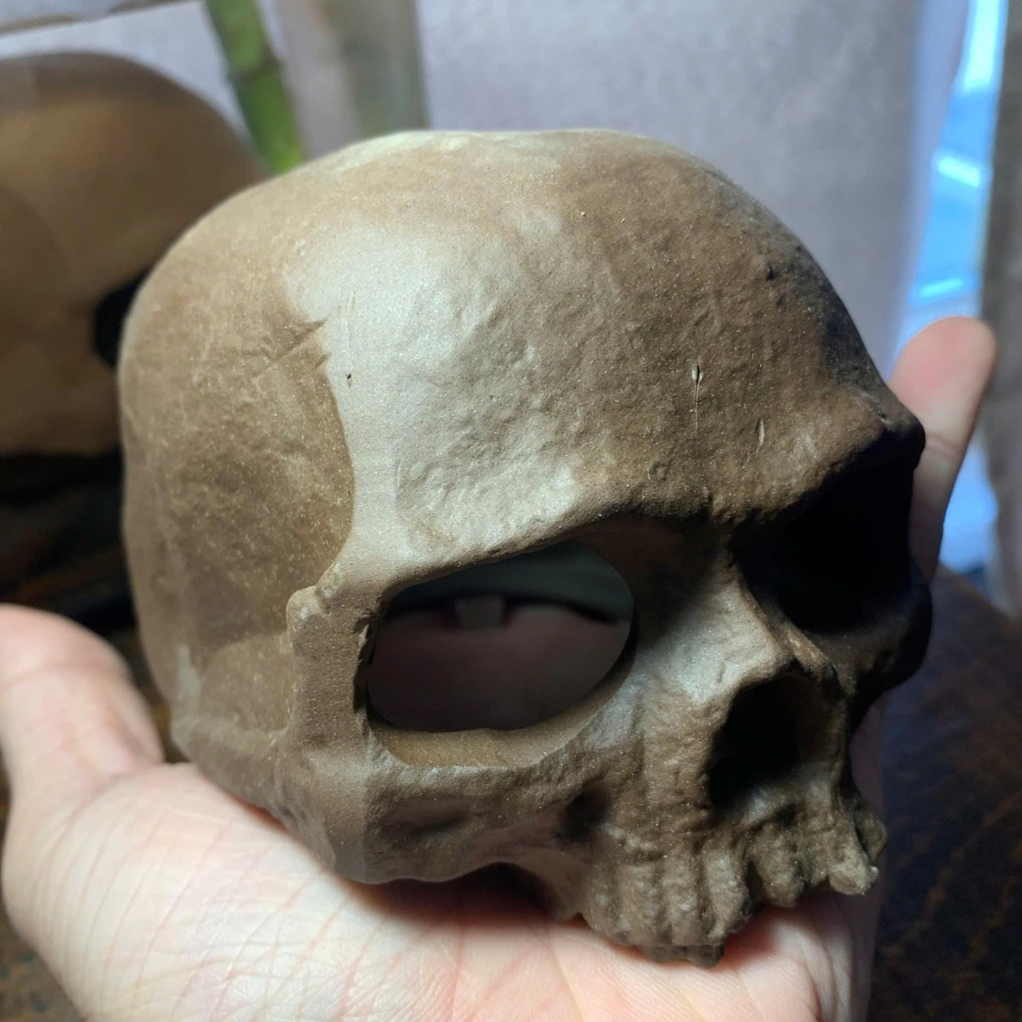 Ceramic Skull Aquarium Decoration: Edgy Fish Tank Decor