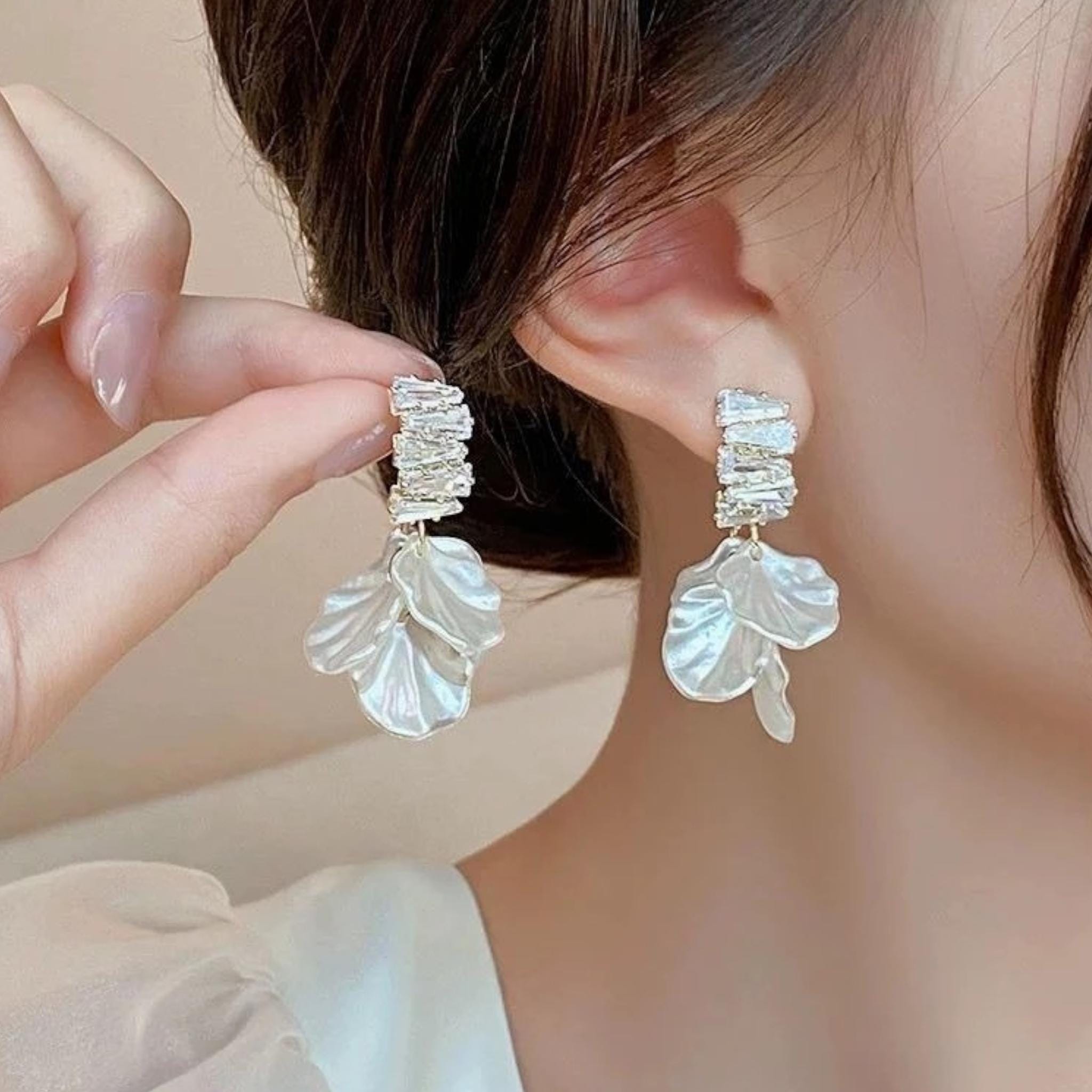 White Resin Flower Earrings: Korean Style Pearl Petal Studs