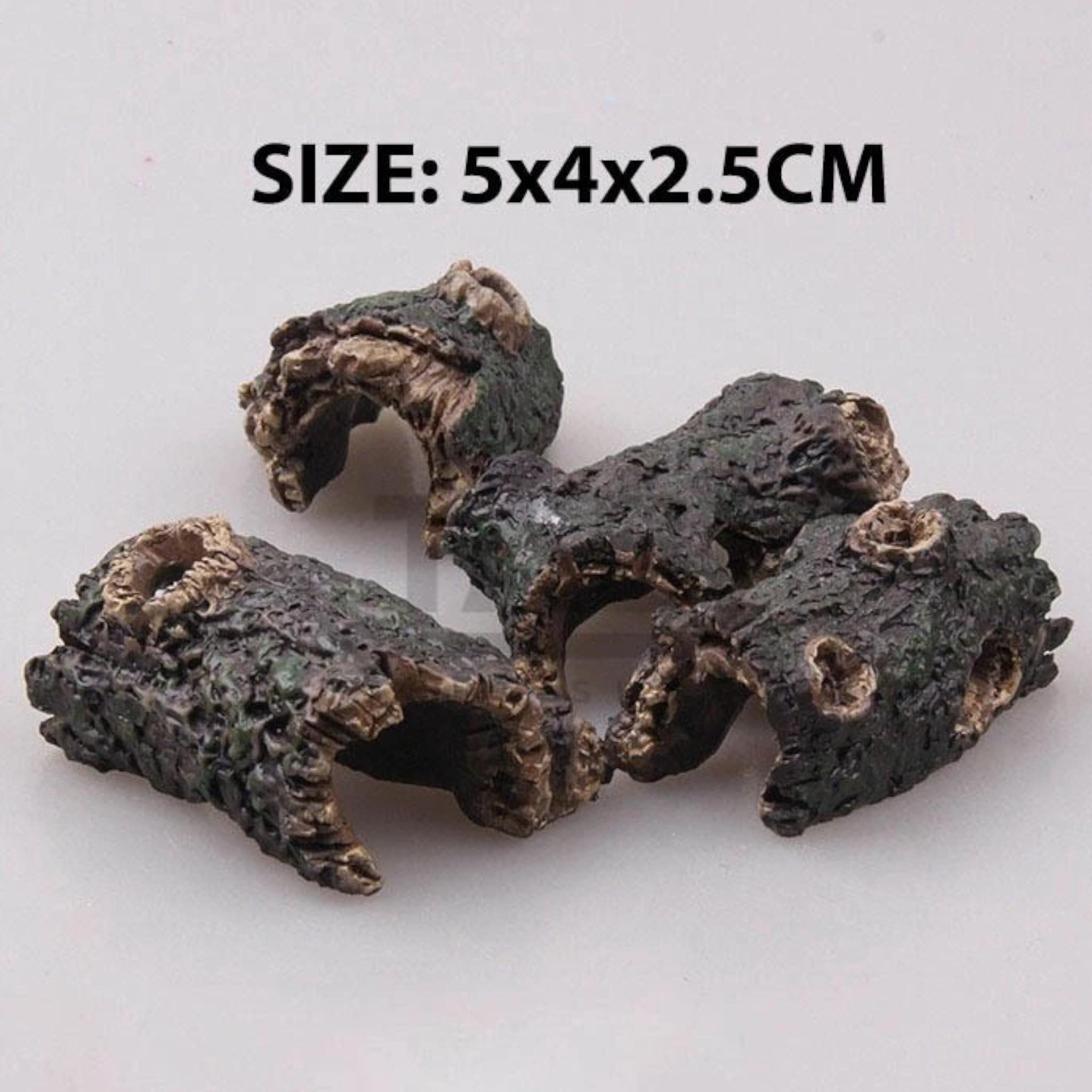 Mini Aquarium Log wood Hideout: Resin Fish Tank & Terrarium Cave